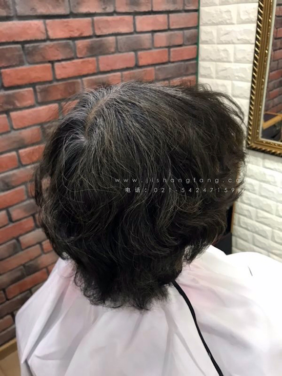 �ڼ��ͬ��΢����ֱ���̿���������ϣ�����ܹ��������˽���ɫ�Ϳ�ʽ8